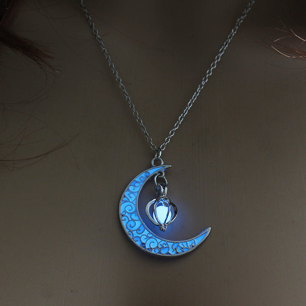 Glowing Pendant Necklaces Silver Plated Chain Necklaces null