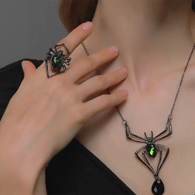 3pcs Halloween Drop-shapedp Spider Necklace Set With Earrings Ring Vintage Necklace Pendant null