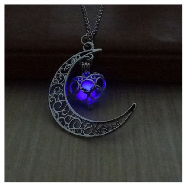 Glowing Pendant Necklaces Silver Plated Chain Necklaces null