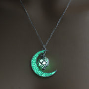 Glowing Pendant Necklaces Silver Plated Chain Necklaces null